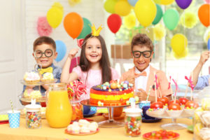 Einladungen zum Kindergeburtstag - Das müssen Sie beachten