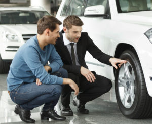 El útil comprador de coches