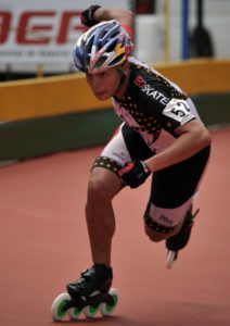 Cuando compres patines busca que tengan buenas ruedas