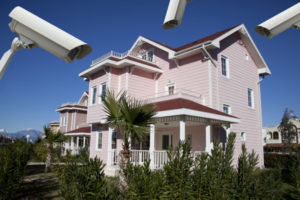 Comprar una casa y usar el buscador seguros para protegerla