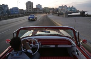 Encontrar piezas para los coches antiguos no debe ser una odisea