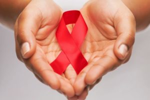 Aquí están algunos síntomas del SIDA y las enfermedades oportunistas