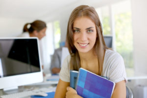 Las Universidades del mundo ofrecen los mejores cursos universitarios online.