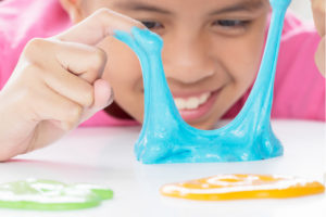 ¿Cómo hacer slime casero?