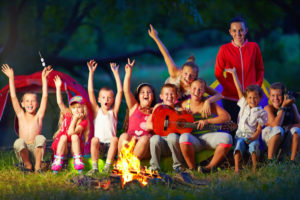 Descubre los mejores campamentos de verano para divertirte en vacaciones
