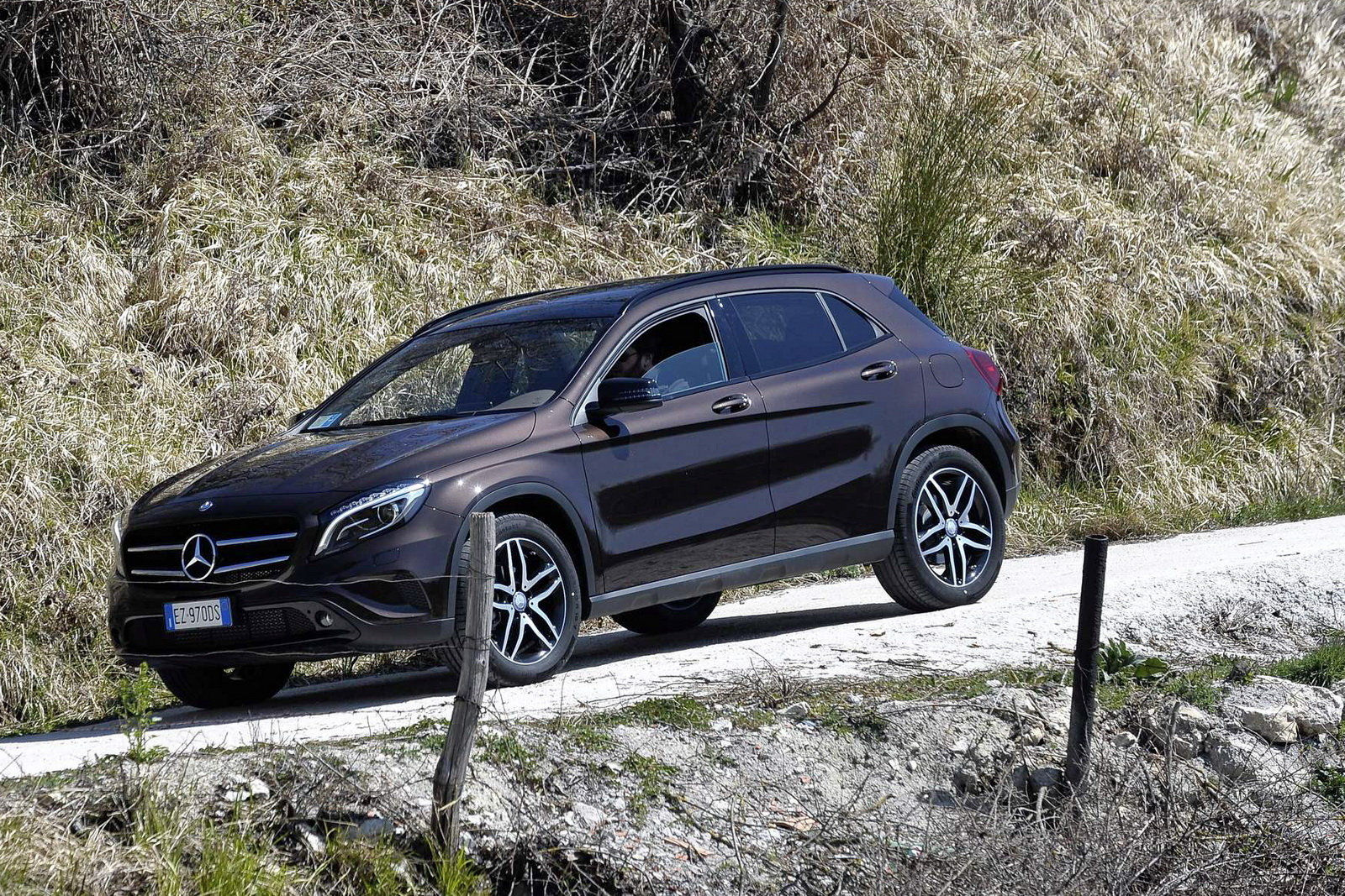 Nuova Mercedes GLA Enduro, dimensioni e prezzo