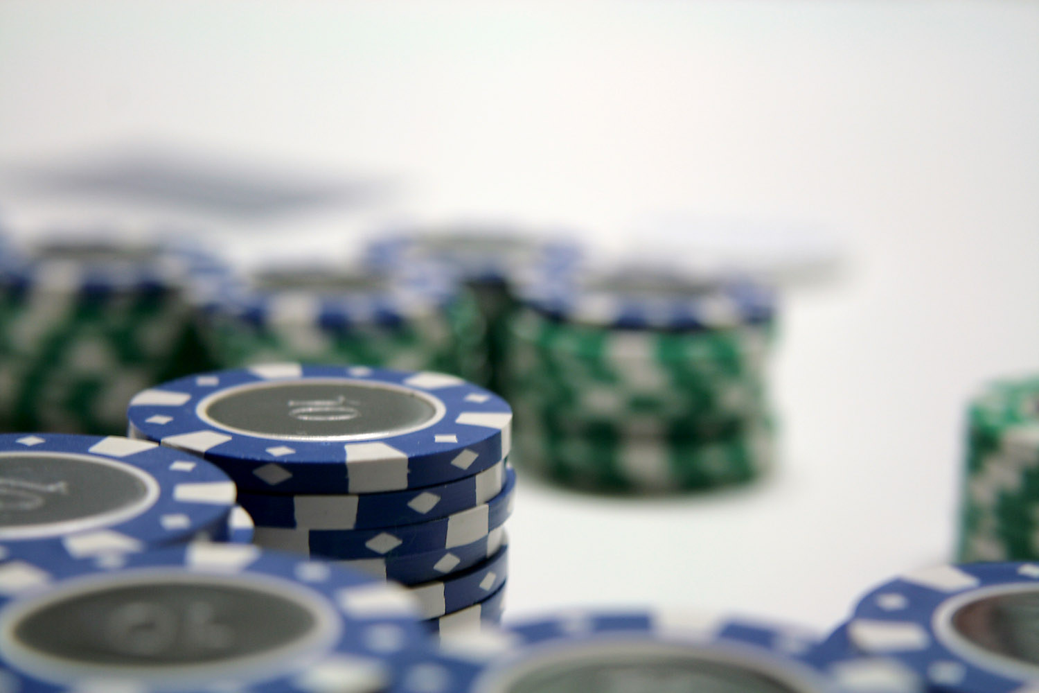 The most common signs and symptoms of a gambling addiction