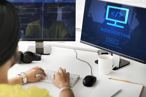 Dedicated vs. Shared Web Hosting - what's the difference?