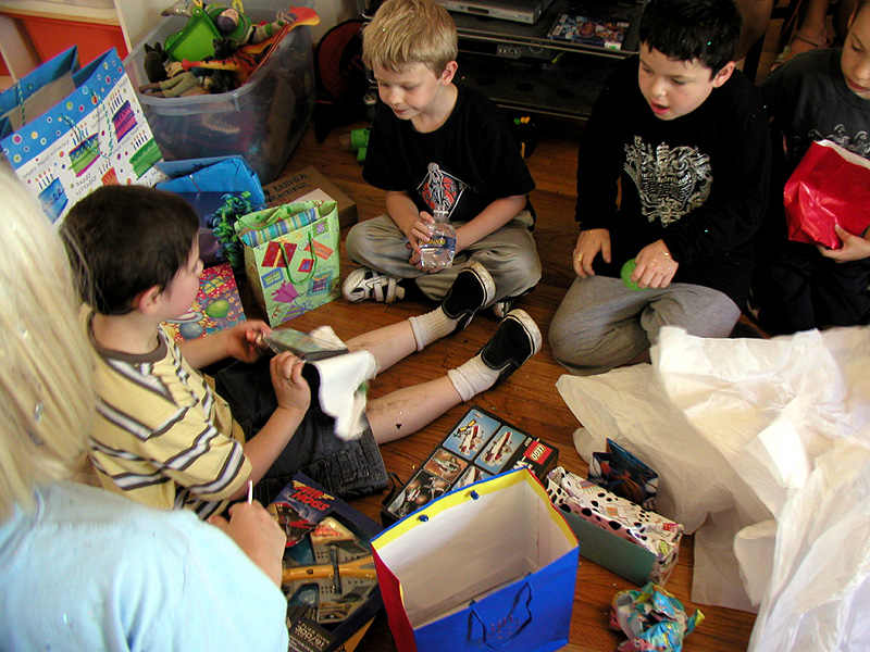 Five best gifts for boys