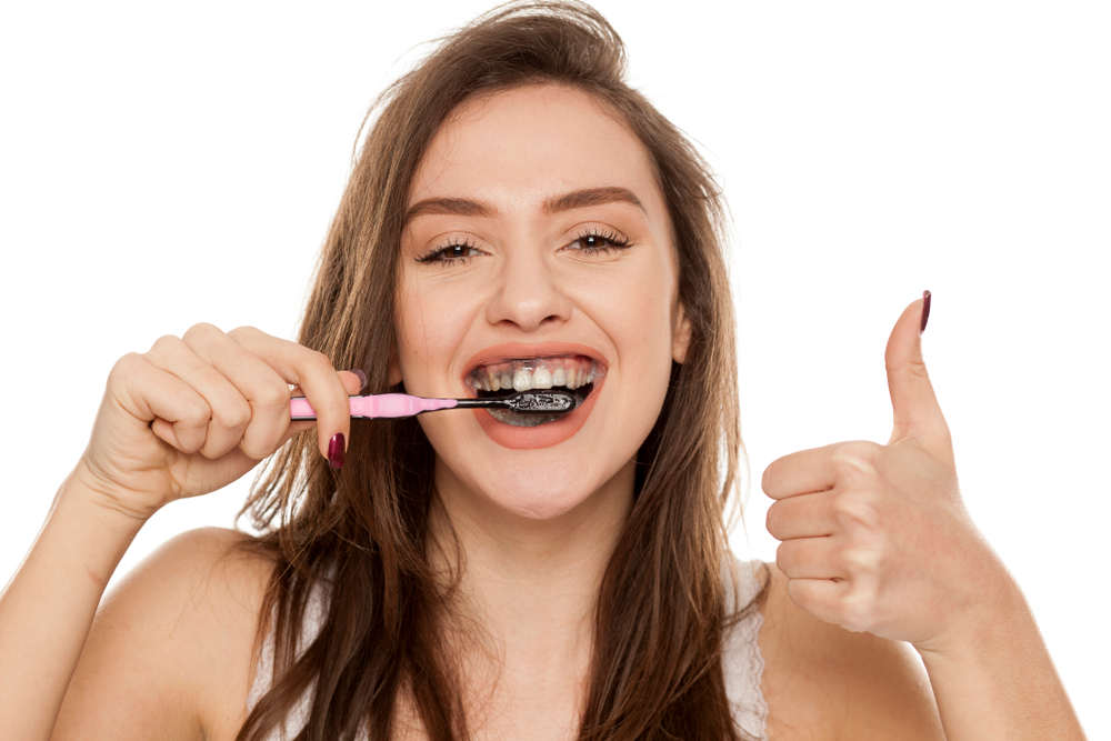 Charcoal Toothpaste: Does it Work?